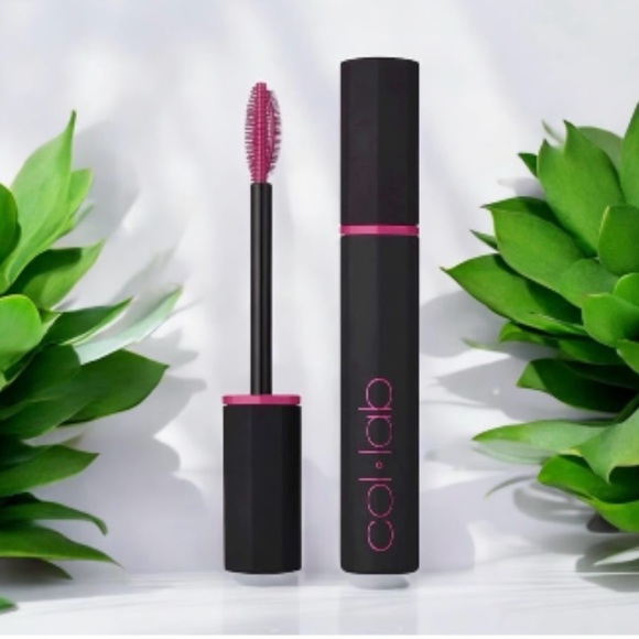 Col-lab The Works Wow Effect All-in-One Mascara Extreme Black Waterproof NEW - Picture 1 of 4